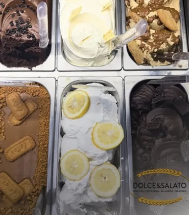 Vaschette di gelato a Mascalucia
