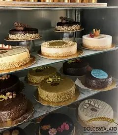 Torte in vetrina